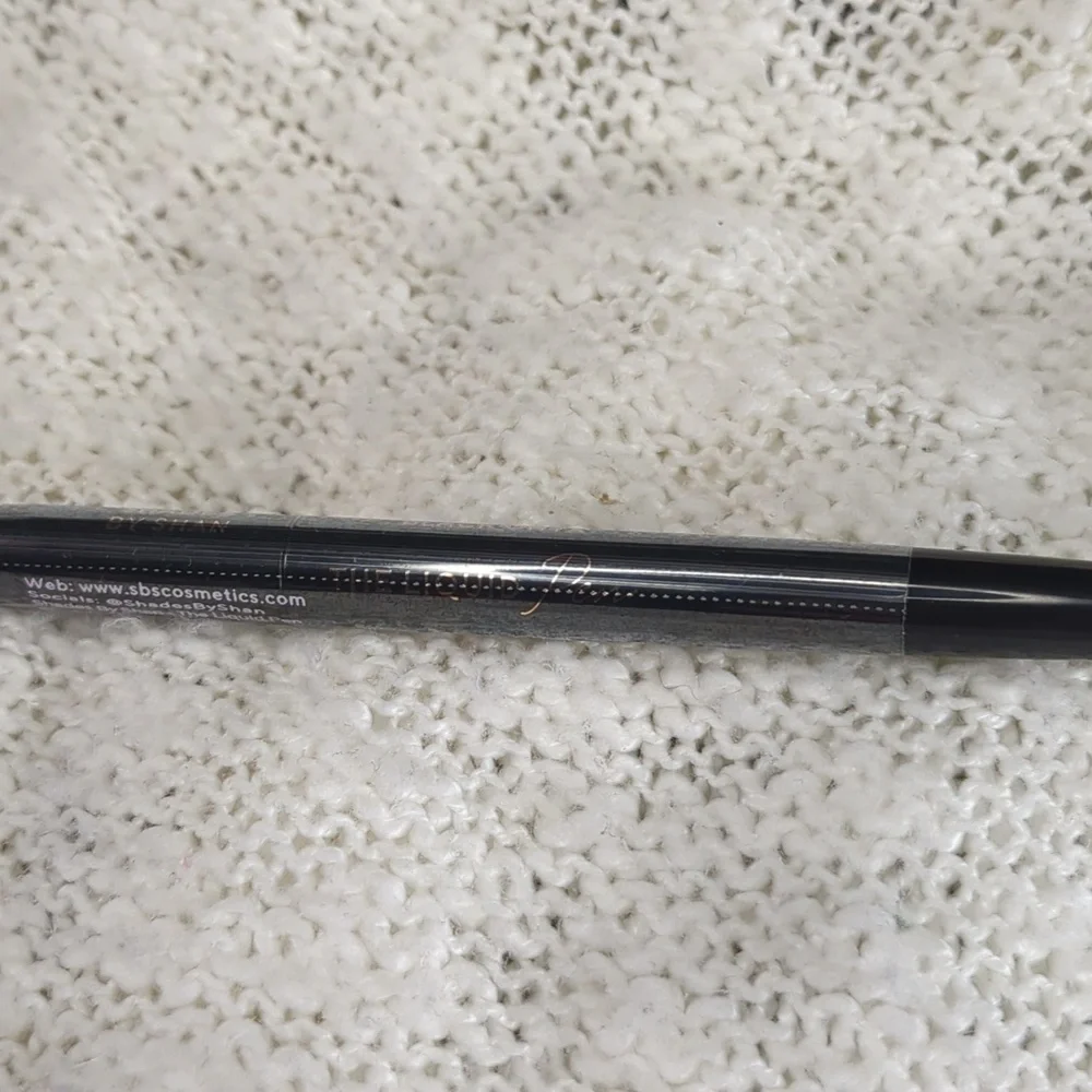 SHADES BY SHAN The Liquid Pen in Black Onyx, 0.28g/0.001oz